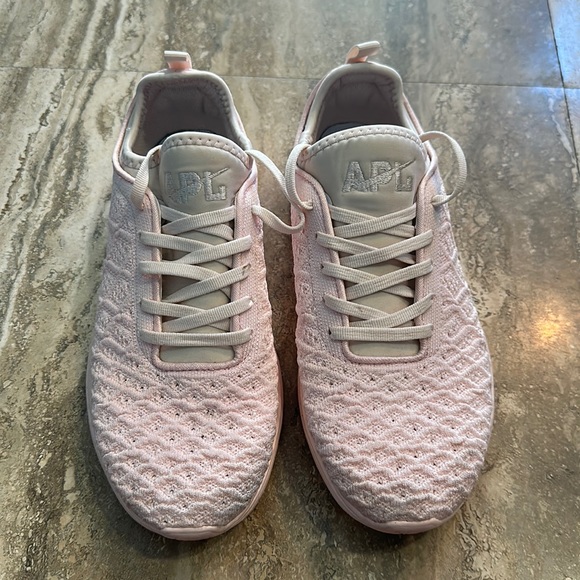 APL authentic Techloom Phantom in us size 9 - Picture 1 of 8